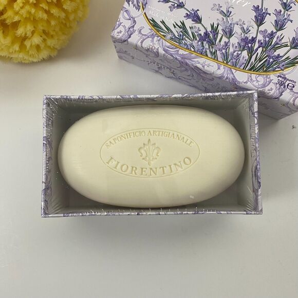 Saponificio Artigianale Fiorentino Lavender Scented Soap‎ Bar 10.5oz from Italy - Picture 2 of 6